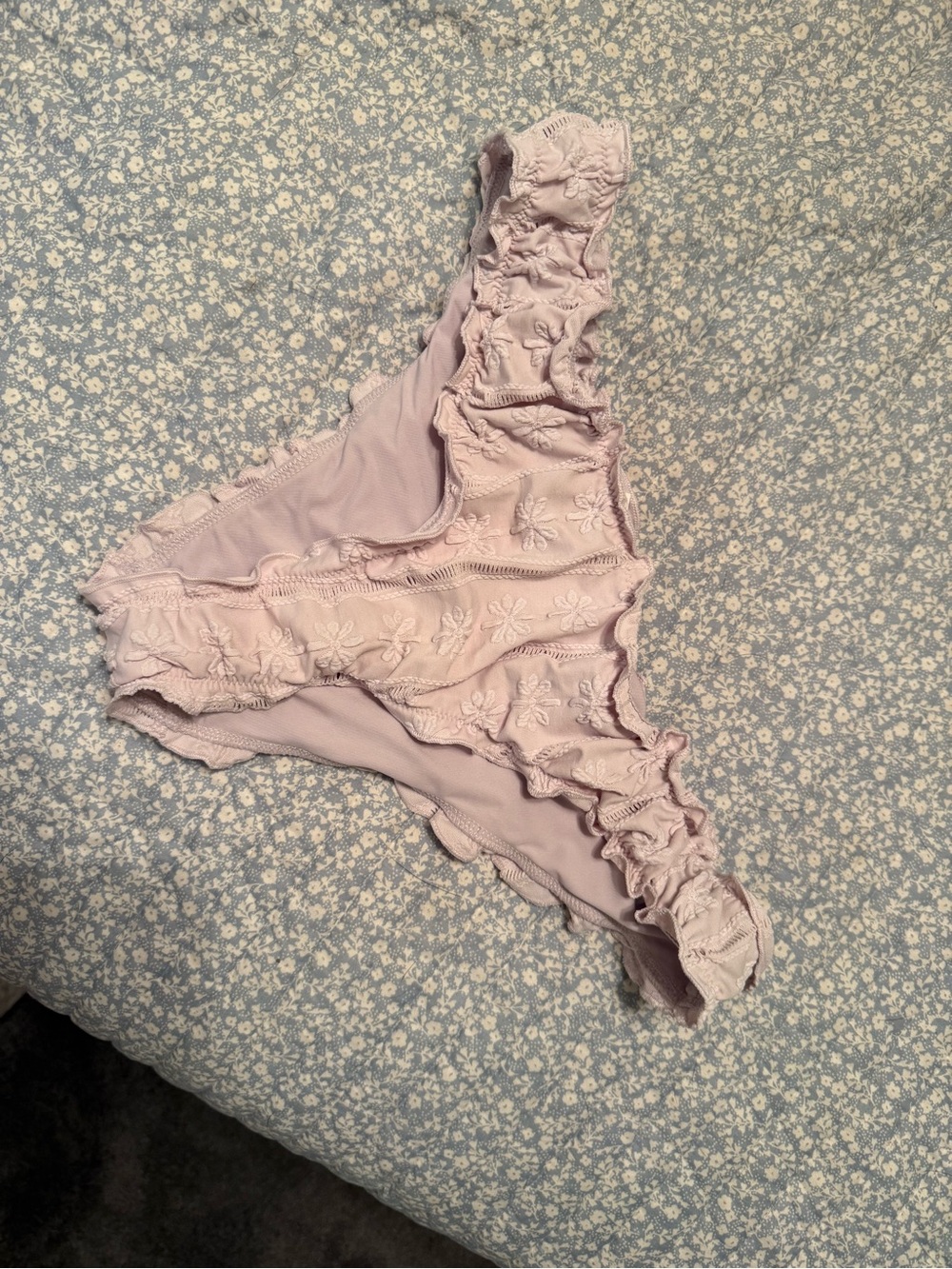 Aerie cheeky ruffle bottoms
